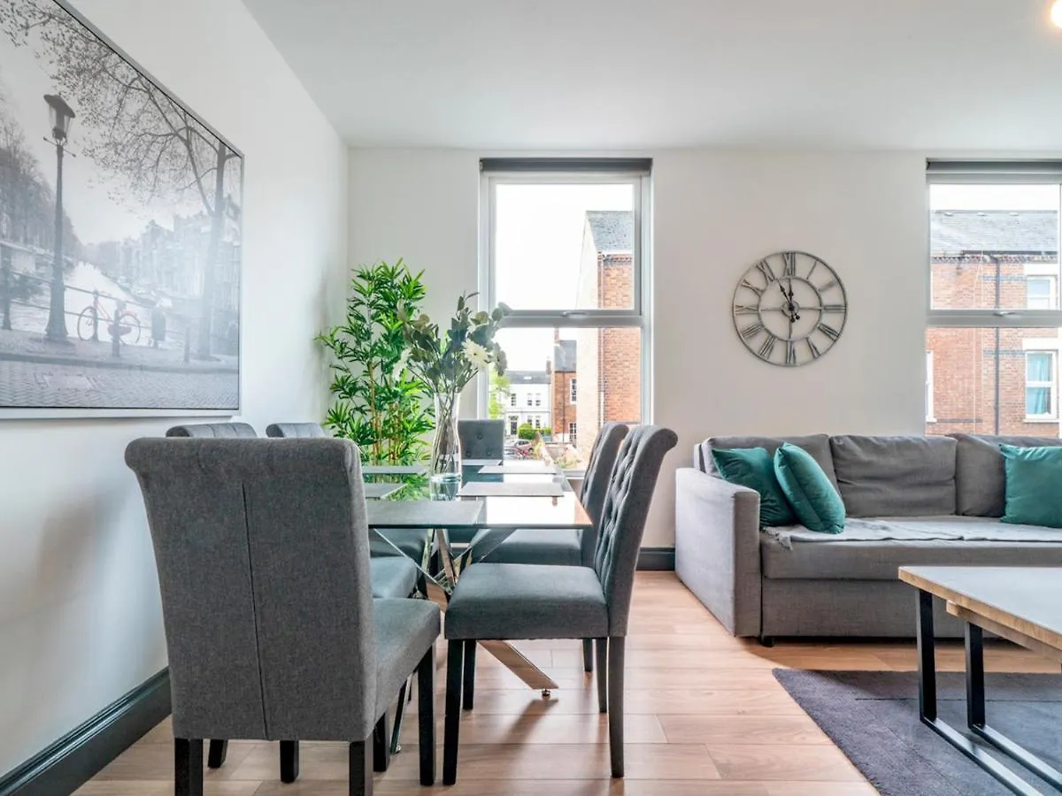 Apartment Pass The Keys Spacious Queens Uni Beside Cafes And Restaurants Belfast