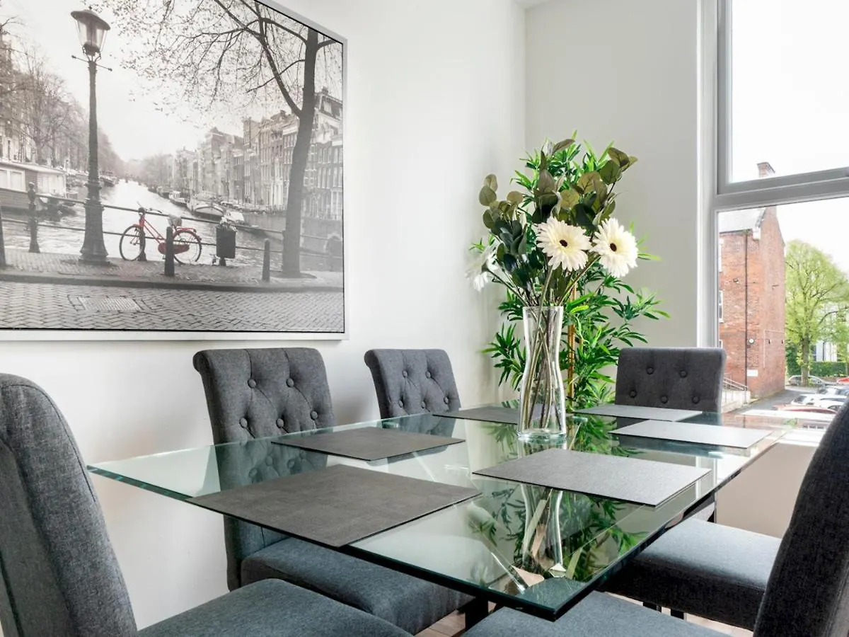 Pass The Keys Spacious Queens Uni Beside Cafes And Restaurants Belfast United Kingdom