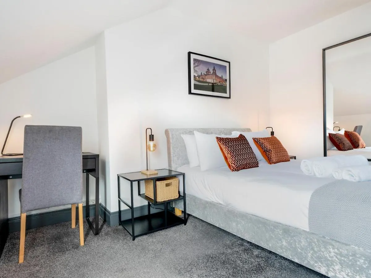 Pass The Keys Spacious Queens Uni Beside Cafes And Restaurants Belfast United Kingdom