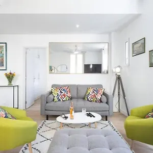 apt-my-casa-moulin-stunning-1-bedroom-on-the-port.fr-provencehotel.com/
