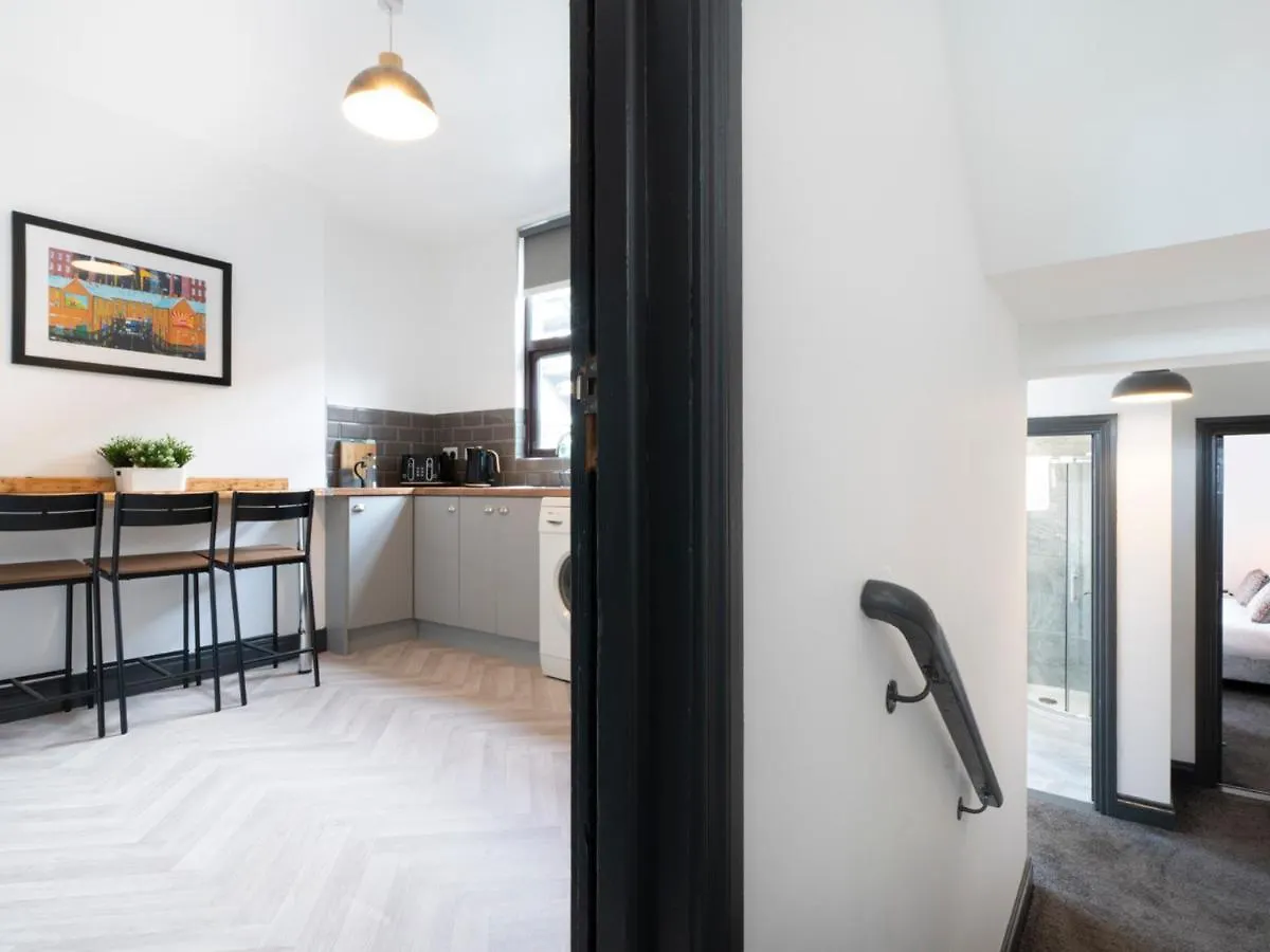 Pass The Keys Spacious Queens Uni Beside Cafes And Restaurants Belfast 0*,